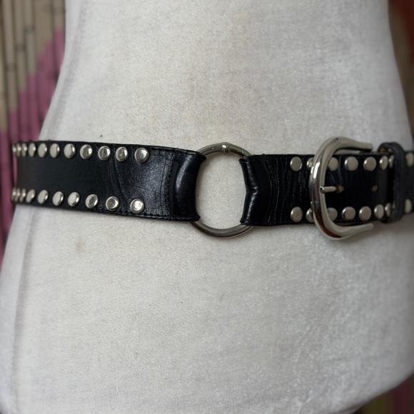 Y2K Retro Brand Studded Leather Chain O-Ring Belt - Picture 4 of 7